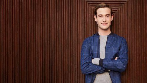 Hollywood Medium with Tyler Henry filmas žiurėti online