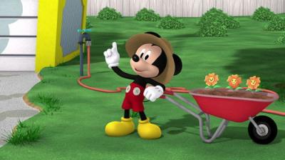 Mickey Mouse: Hot Diggity Dog Tales