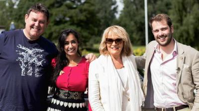 Celebrity Antiques Road Trip