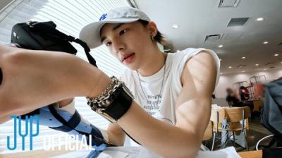 SKZ VLOG