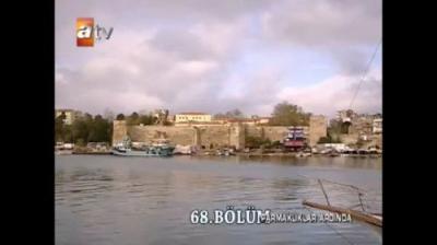 Parmaklıklar Ardında