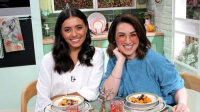 A Bite to Eat with Alice