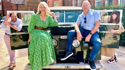 Celebrity Antiques Road Trip