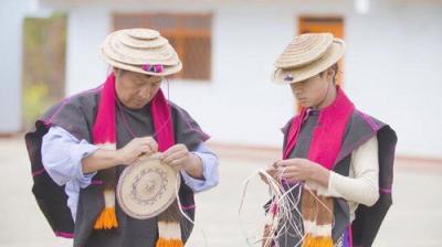 Los Puros Criollos