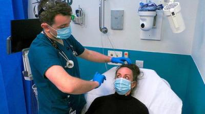 24 Hours in A&E