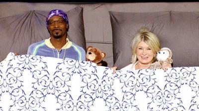 Martha & Snoop's Potluck Dinner Party