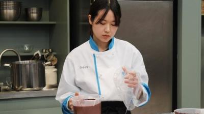 Bake Off: The Professionals