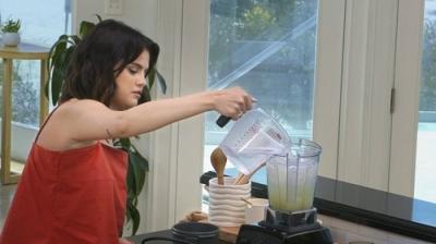 Selena + Chef