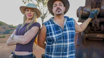 Outback Opal Hunters