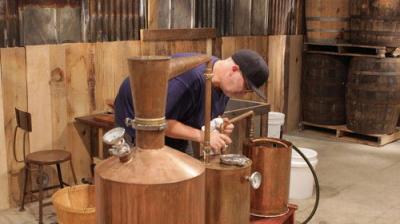 Moonshiners: Master Distiller