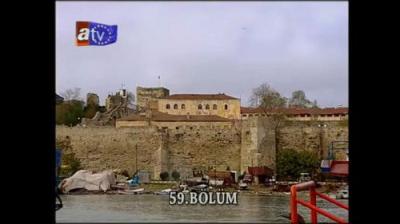Parmaklıklar Ardında