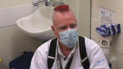24 Hours in A&E