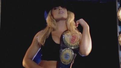 Biography: WWE Legends