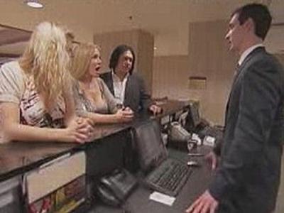 Gene Simmons: Family Jewels