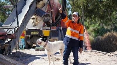 Outback Opal Hunters