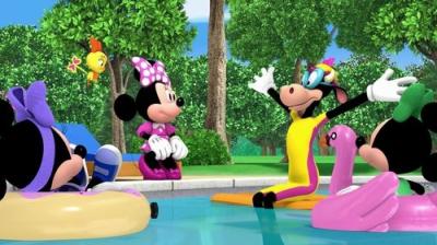 Minnie's Bow-Toons