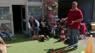 Mr. Frank Visser doet Uitspraak