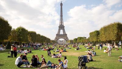 Bizarre Foods: Delicious Destinations