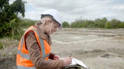 Digging for Britain