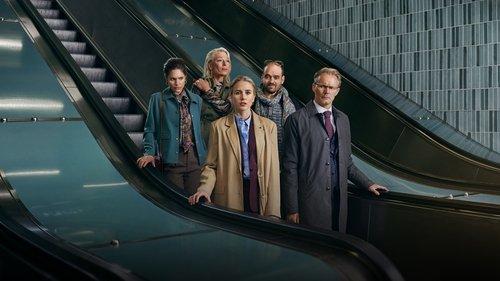Vuxna människor filmas žiurėti online