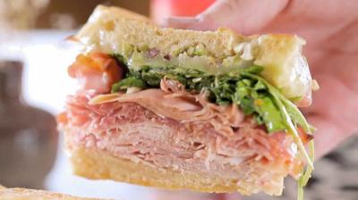 Diners, Drive-Ins and Dives