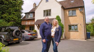 Rich House, Poor House