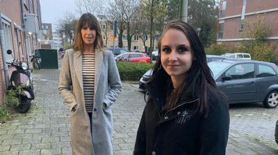 Vier handen op één buik