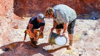 Outback Opal Hunters