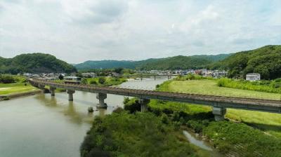 Train Cruise