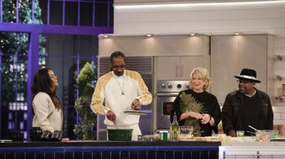 Martha & Snoop's Potluck Dinner Party