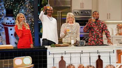 Martha & Snoop's Potluck Dinner Party