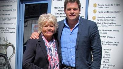 Celebrity Antiques Road Trip