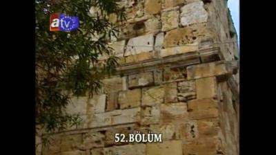Parmaklıklar Ardında