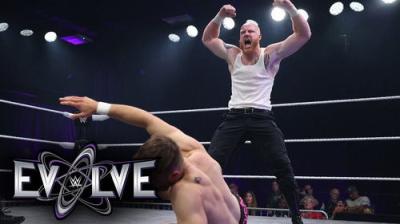 WWE EVOLVE