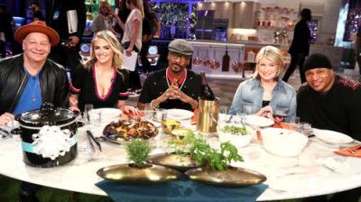 Martha & Snoop's Potluck Dinner Party