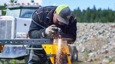 Gold Rush: Mine Rescue with Freddy & Juan