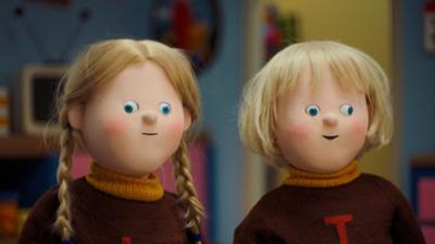 Don't Hug Me I'm Scared