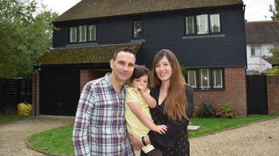 Sarah Beeny's Renovate Don't Relocate