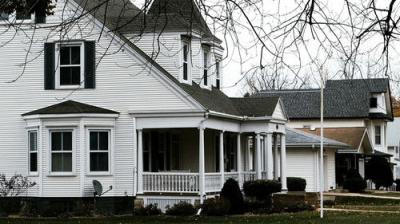 Murder Comes To Town