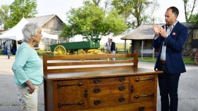 Antiques Roadshow