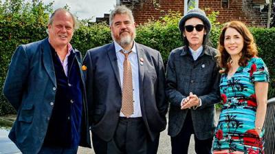 Celebrity Antiques Road Trip