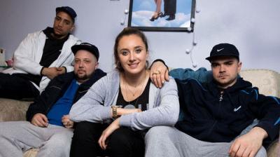 People Just Do Nothing