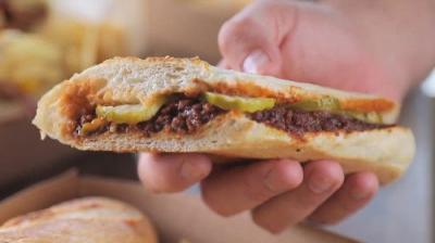 Diners, Drive-Ins and Dives