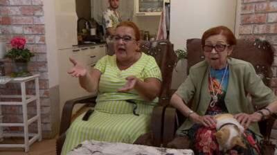 Gogglebox. Przed telewizorem.