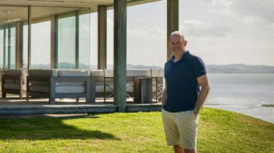 New Zealand's Best Homes with Phil Spencer