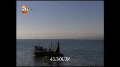 Parmaklıklar Ardında