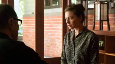 Žmogus aukštoje pilyje