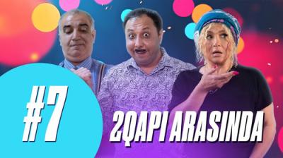 2 Qapı Arasında