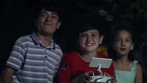 Mən, Lalə, bir də Şerlok Holms filmas žiurėti online