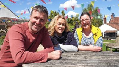 Sarah Beeny's New Life in the Country